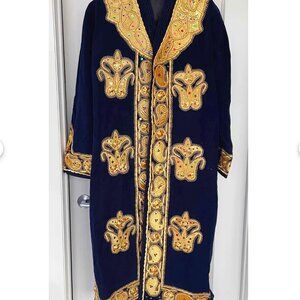 Handmade Bukhara Velvet Chapan: Embroidered Uzbek Kaftan Costume